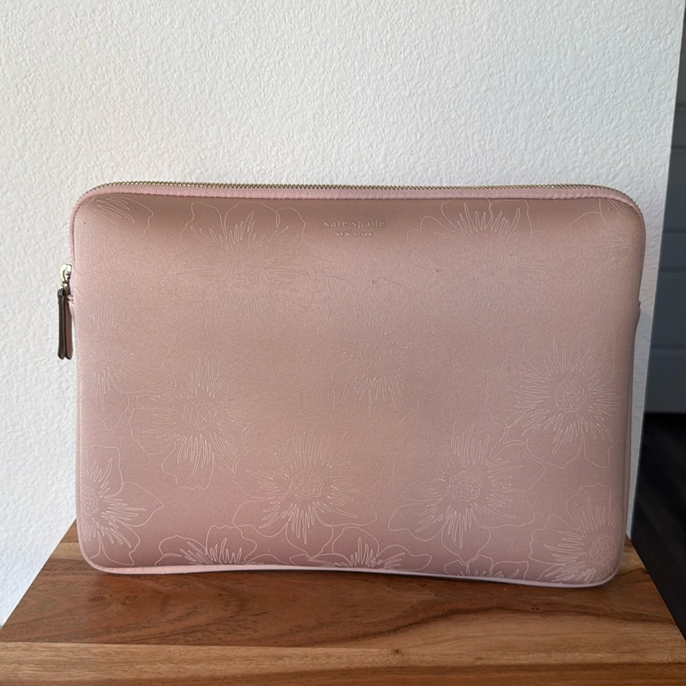 🧛 Kate Spade Laptop Sleeve